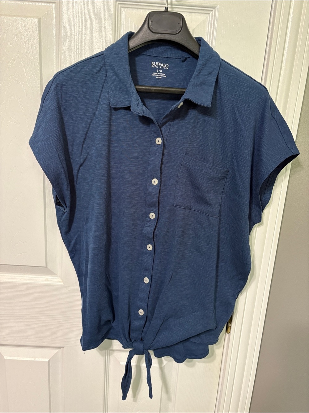 Buffalo David Bitton Navy Blue Button-Front Tie-Hem Shirt